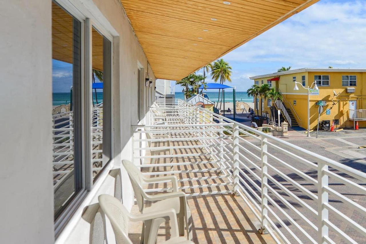 Fantastic 1 Bedroom With Pool Steps From The Beach #43 Hollywood Zewnętrze zdjęcie