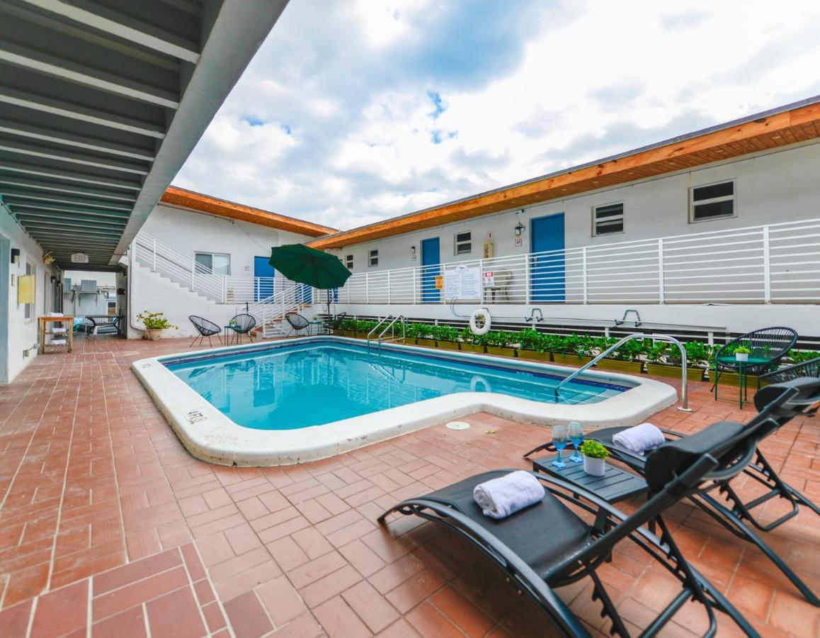 Fantastic 1 Bedroom With Pool Steps From The Beach #43 Hollywood Zewnętrze zdjęcie